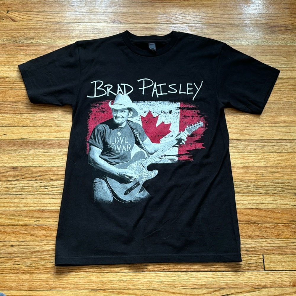 Brad Paisley Live Tour T-Shirt / Small